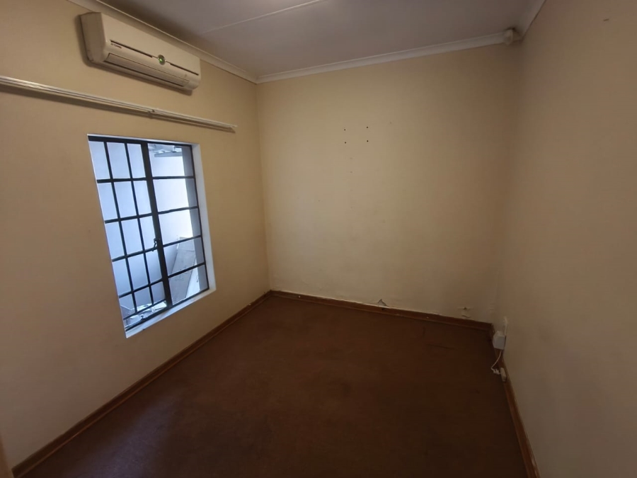 4 Bedroom Property for Sale in Safari Gardens North West